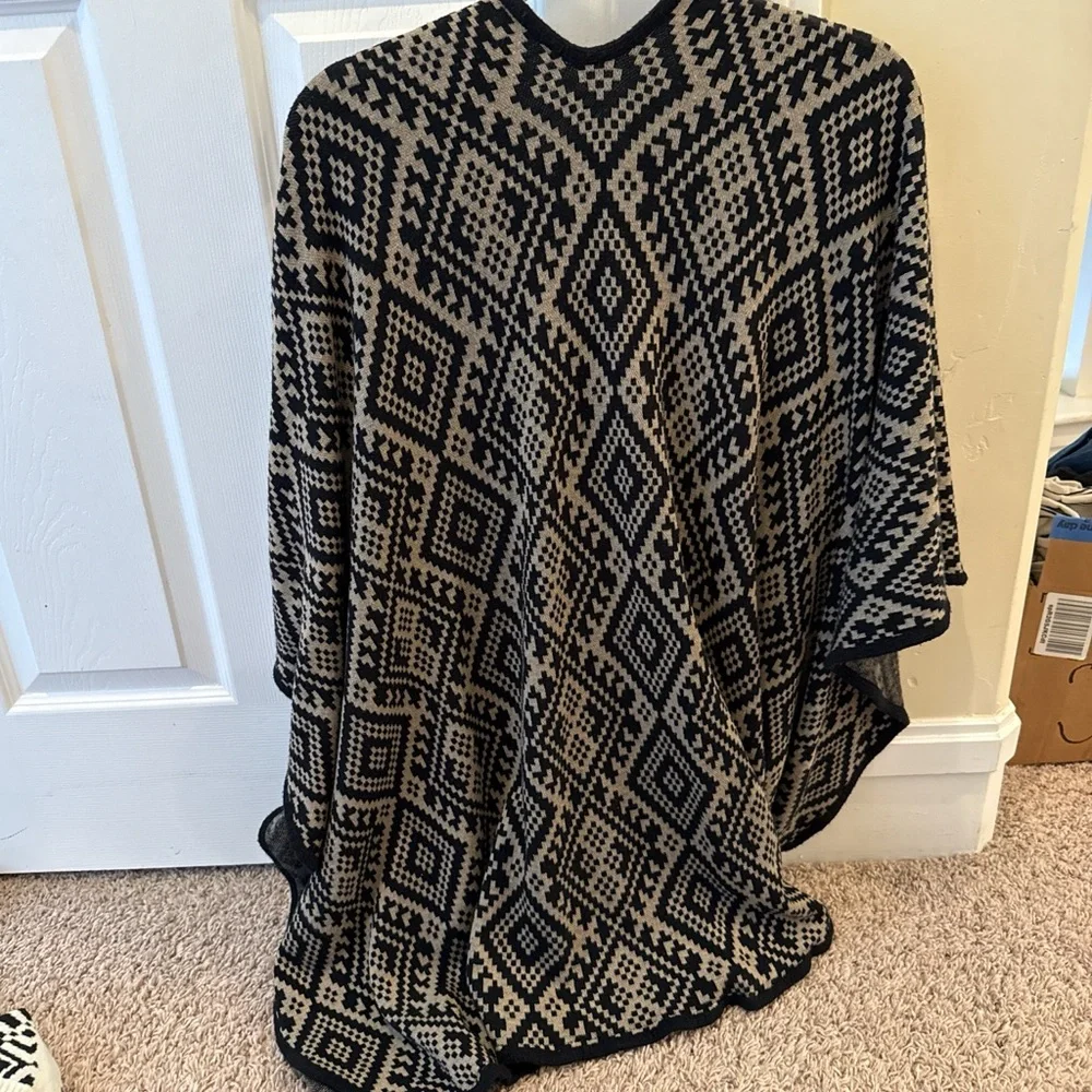 Aztec Sweater Poncho - Picture 2 of 2